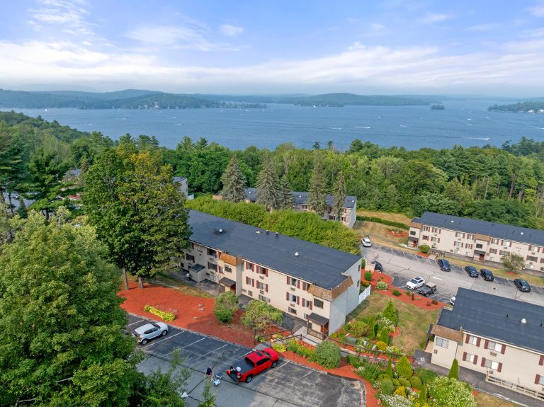 160 Treetop Circle 34, Laconia, NH | MLS 5055158