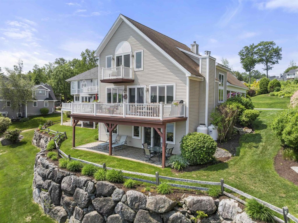 k Zyla & Nancy Williams sold the highest-priced condominium unit (pictured above) at $1,550,000, and the highest single-family home sold for $1,850,000