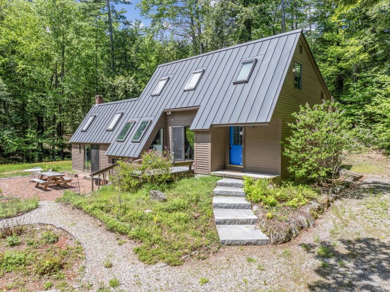 47 Forest Pond Road, New Hampton, New Hampshire