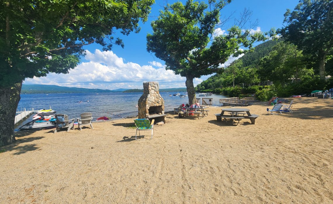 The Ledges, with its 1,500 ft of private, crystal-clear shoreline and superb amenities it’s a natural oasis with breathtaking views.