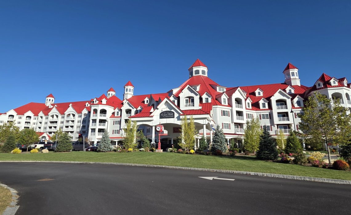 The River Walk Resort at Loon Mountain with its luxury amenities signifies Lincoln, New Hampshire's ascent in the skiing world.